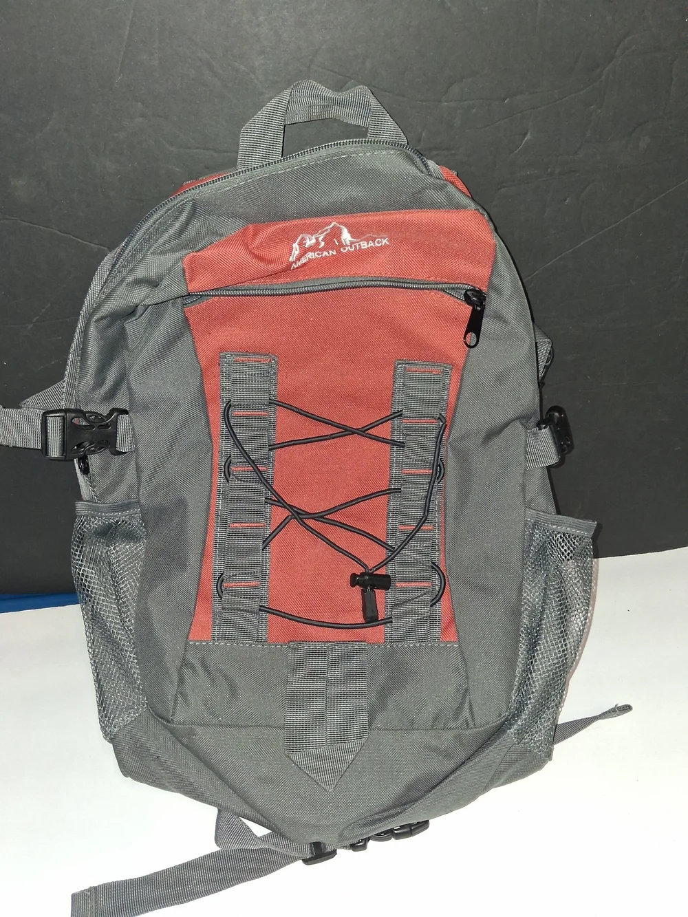 AMERICAN OUTBACK ACTION 12 HIKING/BIKING Outdoor BACKPACK GREY & ORANGE